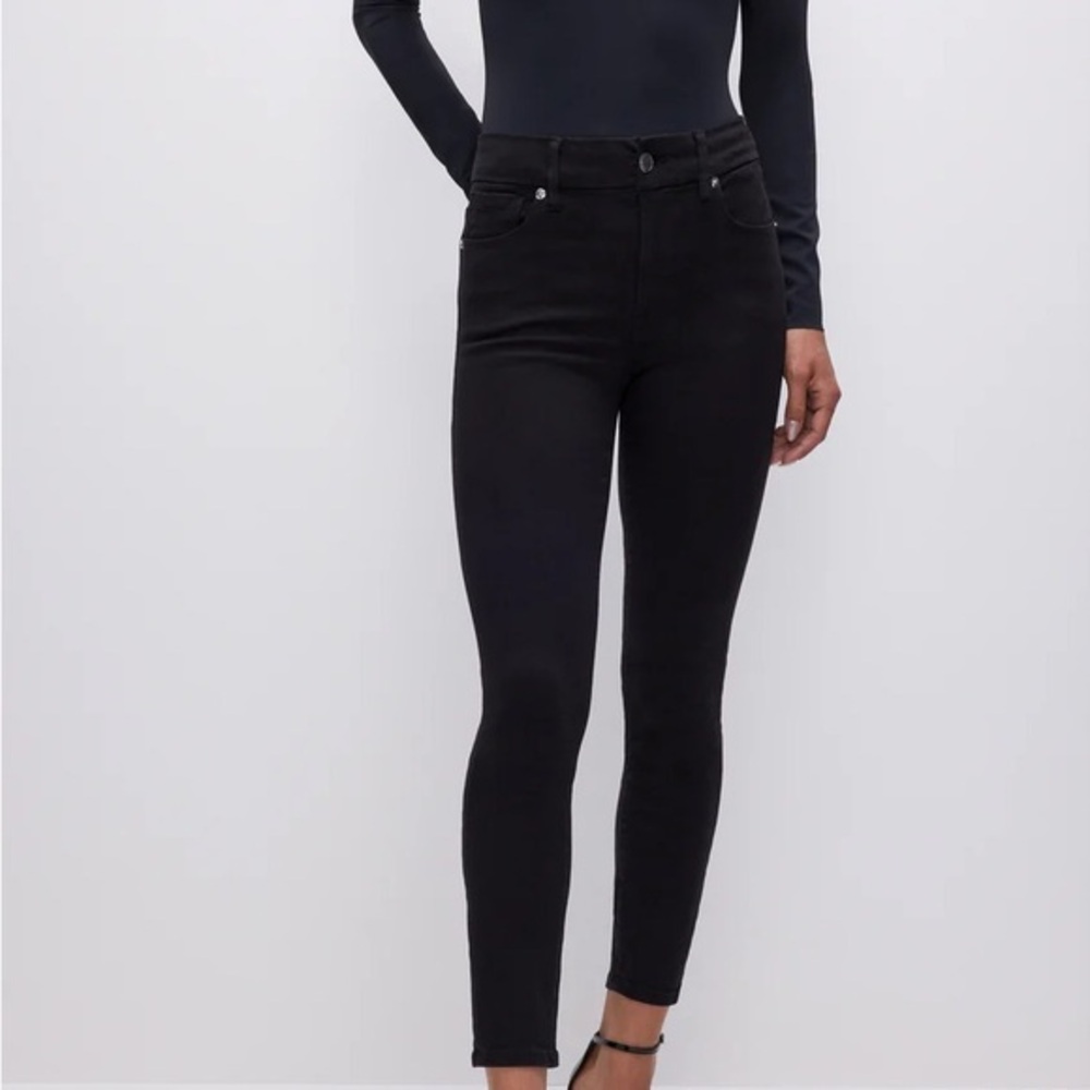 Good American GOOD LEGS Black Skinny Jeans